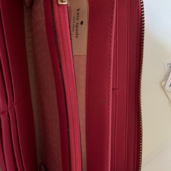Kate Spade Wallet - Picture 2 of 4
